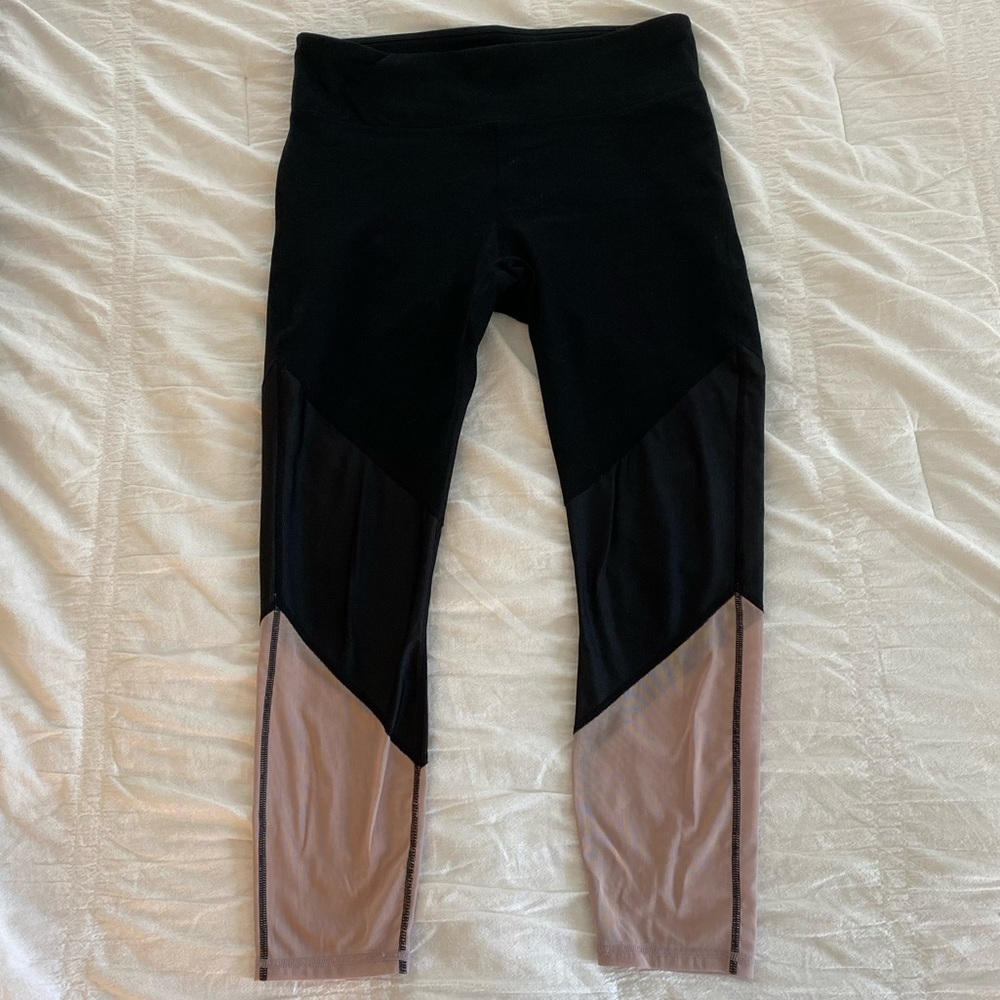 Fabletics Powerhold Black/Pink Ankle Leggings